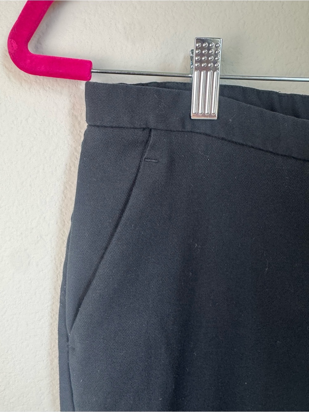 Abercrombie & Fitch Classic Black Straight-Leg Pants - Picture 5 of 7